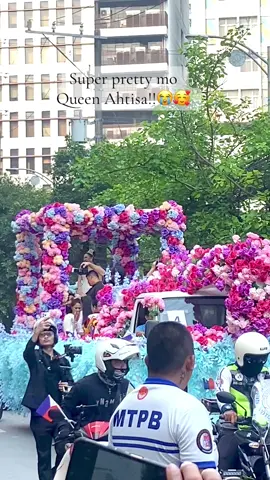 livin’ doll talaga siya beh!!😫🫶🏼#ahtisamanalo #missuniverse 