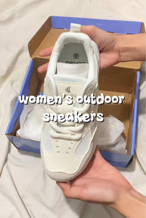 legit, hindi ko ine-expect na ganito kaganda sa personal! comfy on feet, breathable mesh, and the grip?? sarap isuot all day! ☁️🤍 may sale pa sila – GO GET IT 👟💨 @Corolla Shoes #corolla #corollashoes #shoesforwomen #shoesrecommendation #sneakers