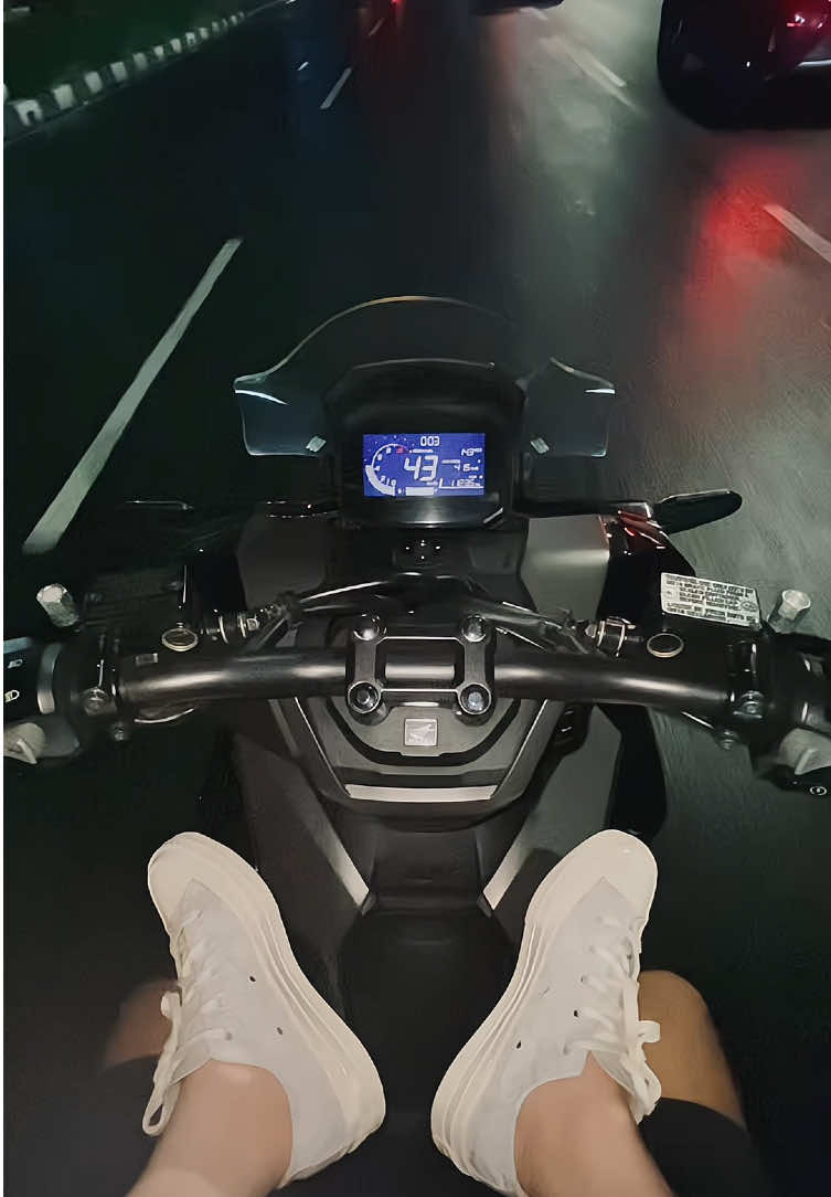 Selamat datang desemberr🖤#adv160#advnyetel#desember2025 