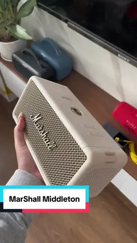 MarShall Middleton, loa di động chơi nhạc lên tới 20h/ 1 lần sạc, mang đi chơi, thể dục, cafe cực tiện nè. #loabluetooth #loacongsuatlon #loadidong #marshall #marshallmiddleton 