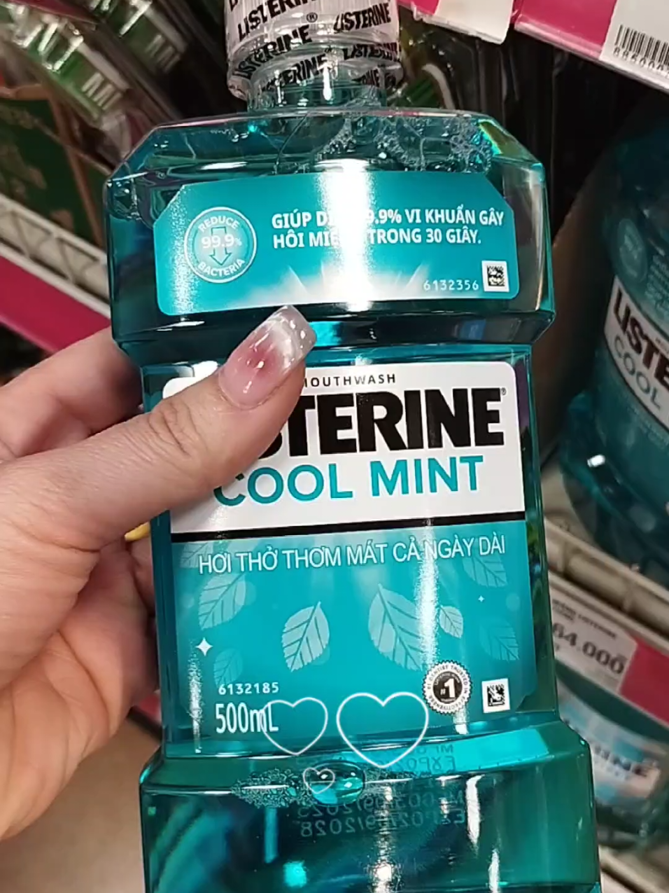 Nước súc miệng Listerine. 🩷#sucmieng #xuhuong #thommieng 