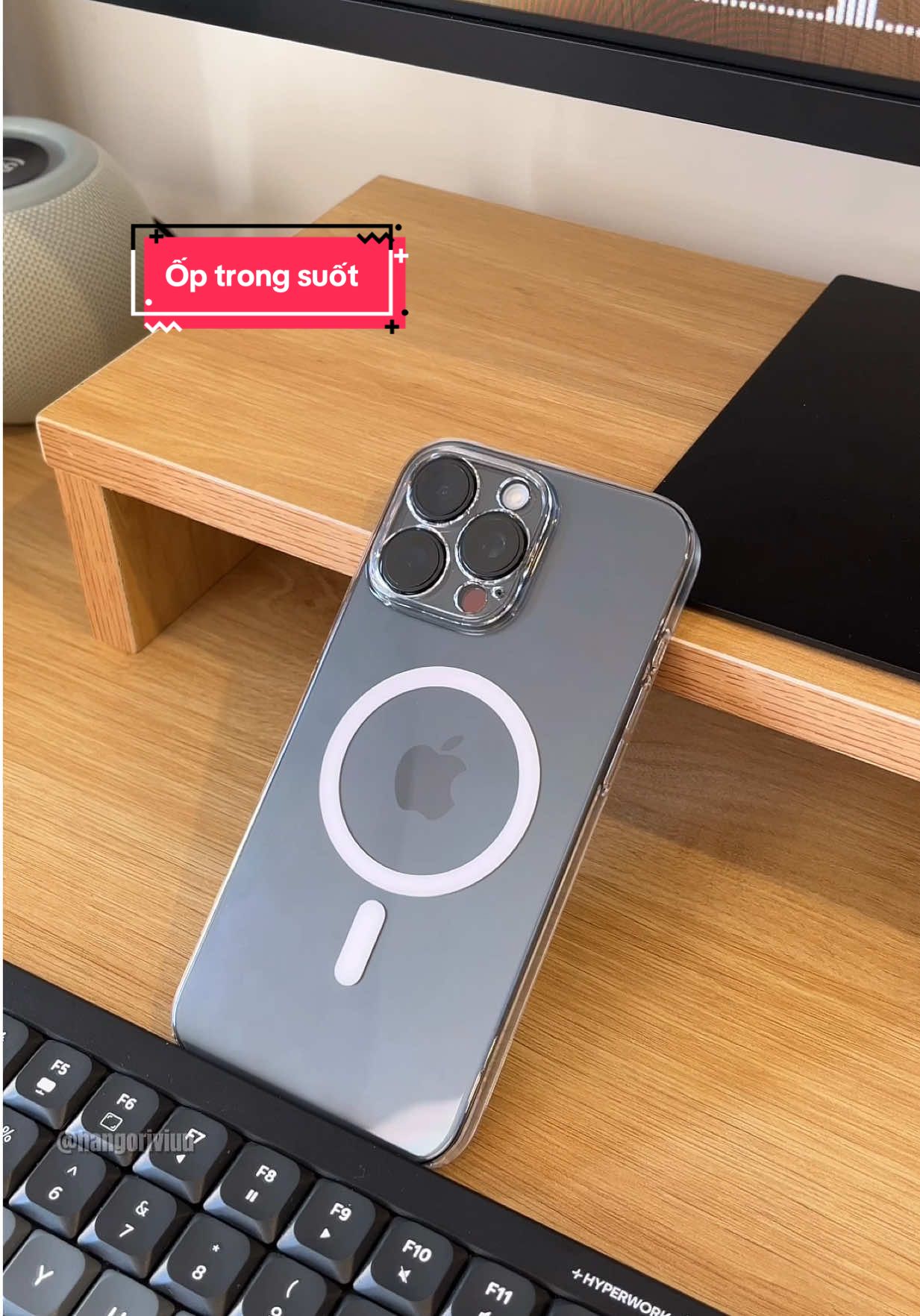 Ốp lưng trong suốt, siêu mỏng áp vào điện thoại nhìn như máy trần, Torras bảo hành chống ố vàng tận một năm #oplung #oplungdienthoai #oplungiphone #review #hangoriviuu 