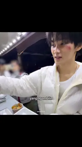 nyam nyam #pov #markhyuck #mahae #fyp4u 