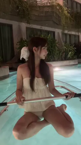 プーケット🇹🇭行ったらこのホテルオススメ🤍 可愛すぎます🎀 #panwaburibeachfrontresort #プーケット#タイ旅行#プール#ナイトプール