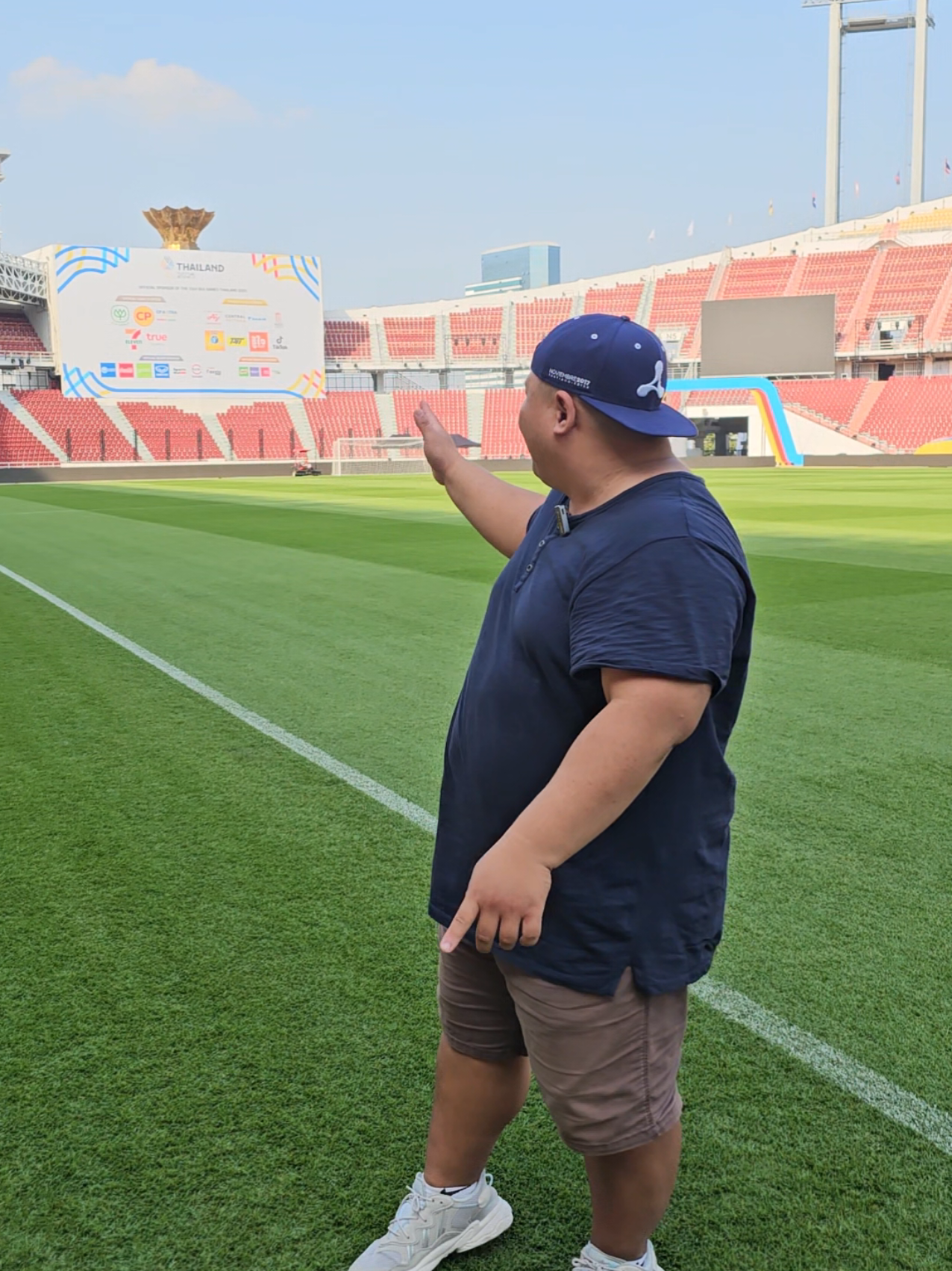 không khí Sea Games 33. Đổi tên kênh thành người võ chơi bóng nhé anh em #seagame33 #seagames2023 #thailand🇹🇭 #u22vietnam #sportontiktok 