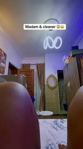 House wife and the cleaner 😳😀