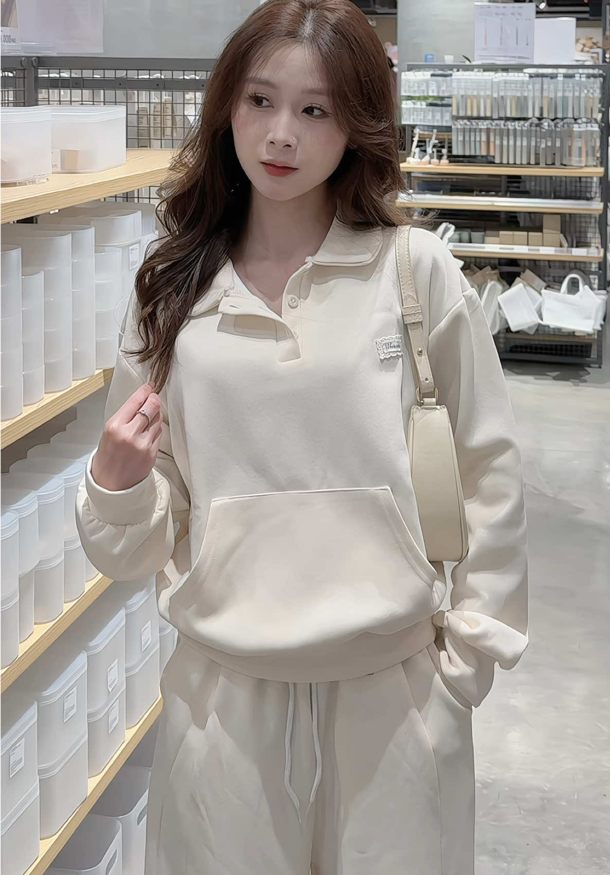 Mùa này chỉ thích mặc đồ nỉ vậy thui 💗 #TIMO #sweater #áonỉ #bộnỉ #setthudong 