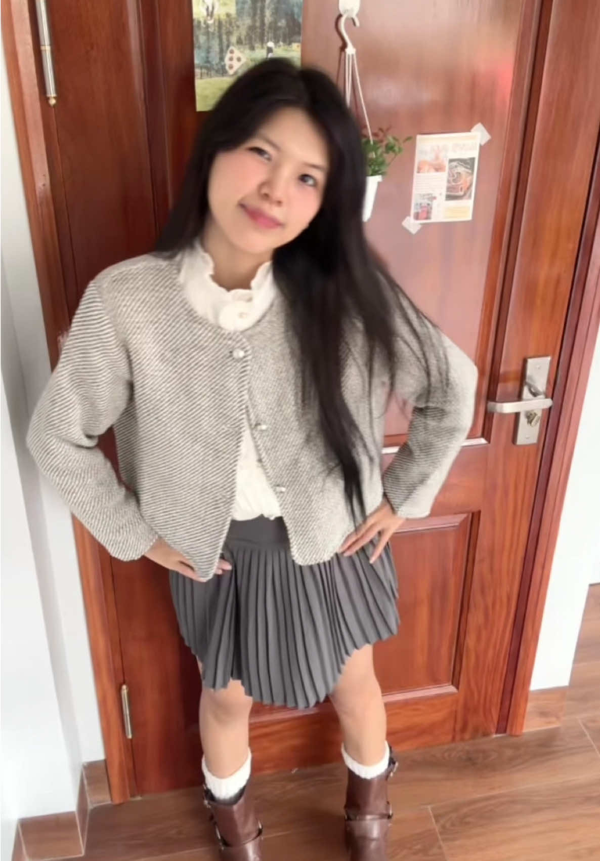 Đầu 2 thui dày dặn mà có độn vai cho mí bác lunn 🙇🏻‍♀️ #kimeehouse #aokhoacnu #phoidoxinh #TikTokFashion #fyp 