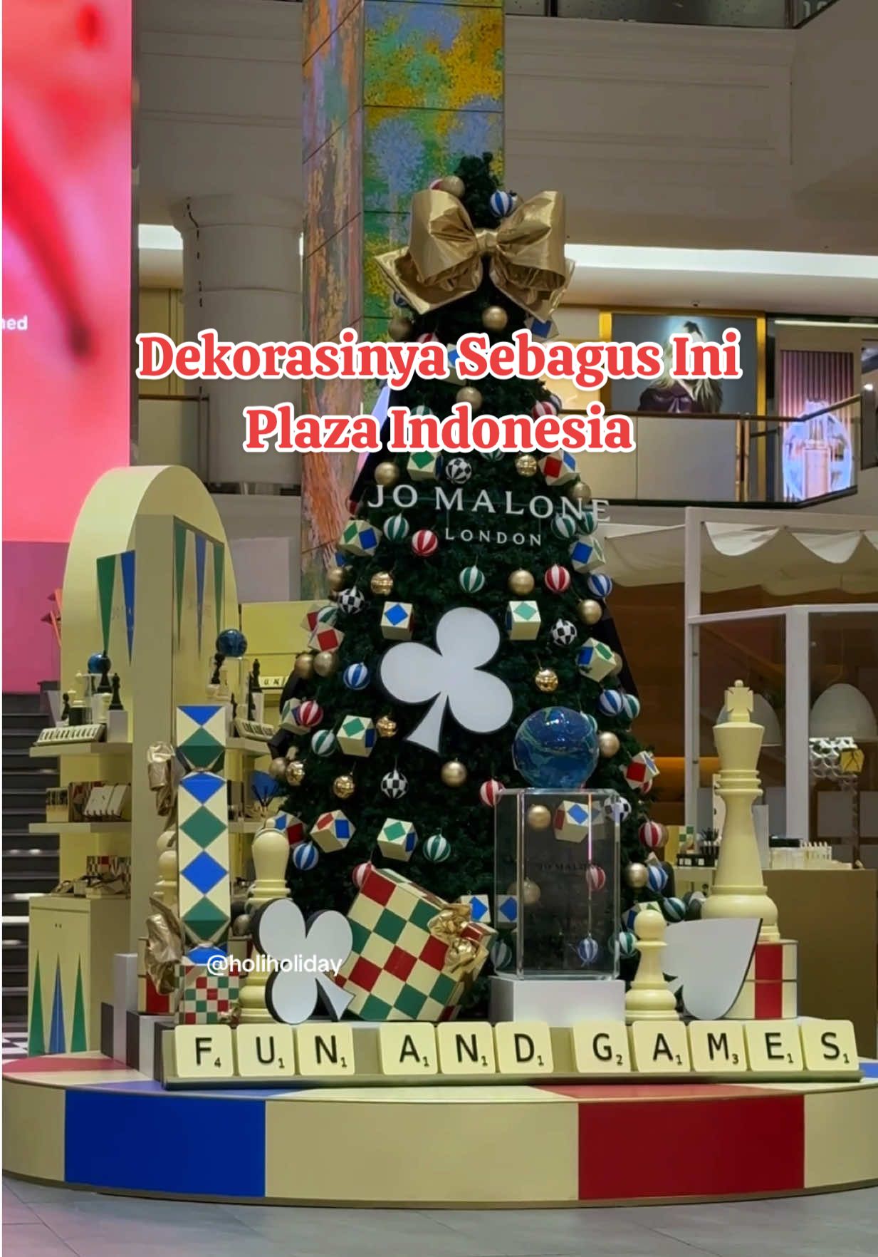 Plaza Indonesia#plazaindonesia#plazaindonesiamall#christmas#christmastree#christmasdecor@Plaza Indonesia 