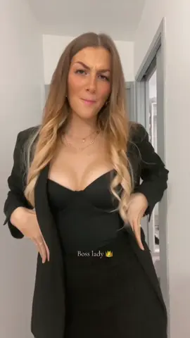 J’aime beaucoup trop 💆🏼‍♀️#pourtoi #outfit #bodygainant 