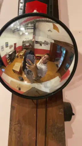 Open jam 10:00-23:00 Jl Hayam Wuruk 1 Sengkut Berbek - Nganjuk   0823-3647-8282 •Dine in/ Take away                                #fy #nganjuk24jam #samilaris #coffeshop 