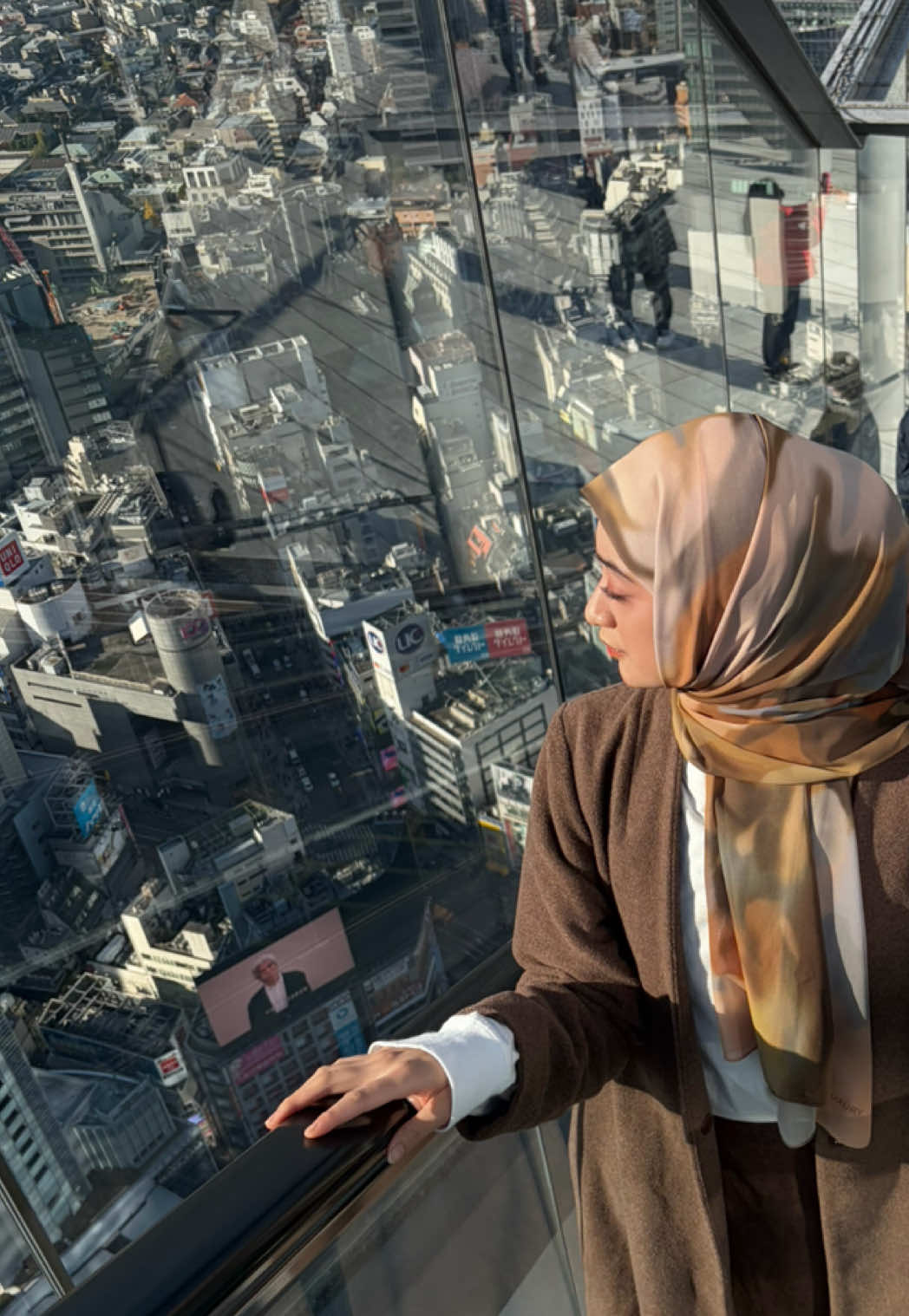 jujur pas naik eskalator ini takutt🥹🤏🏻