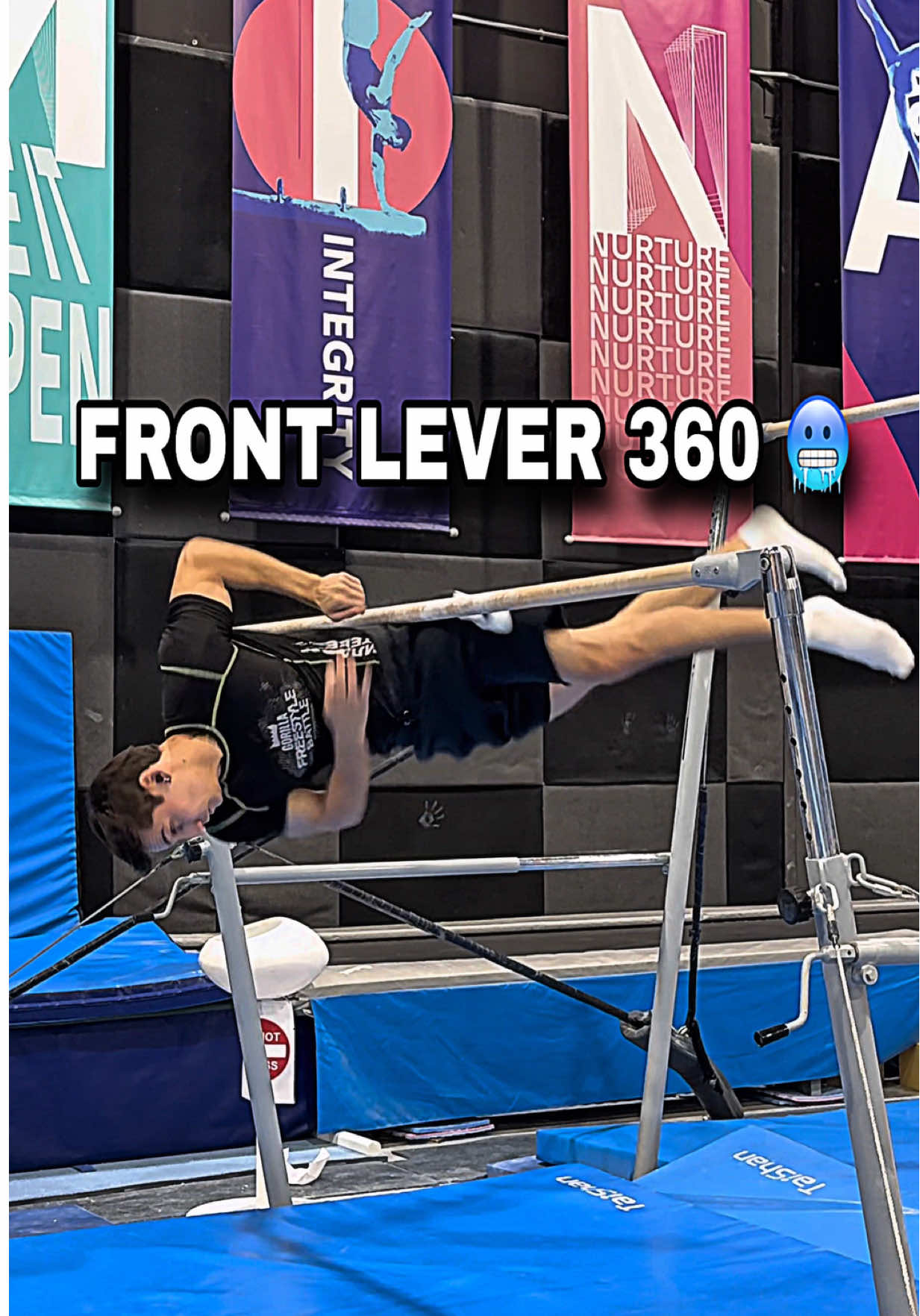 Front Lever 360 🥶 #tiktok #reels #calisthenics #dubai🇦🇪 