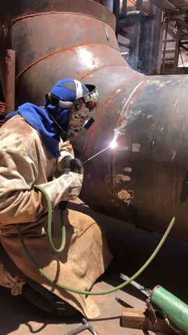 🧑🏽‍🏭🔥.                                                                   #soldador #caldeiraria #usina #fyp 