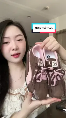 Form em này đẹp lắm mấy bà ưii #phanh_m58 #giaythethao 