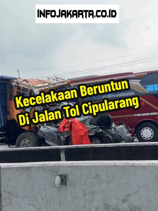Selasa siang, 2 Desember 2025, dilaporkan kecelakaan beruntun di Jalan Tol Purbaleunyi (Cipularang) KM.111, arah Jakarta. Tepatnya sekitar Cikubang - Cipada. Mohon berhati-hati dalam berkendara. #purbaleunyi #cipularang  ----- Ikuti akun kami untuk update informasi terkini Jakarta dan sekitarnya ----- 📹 : ig via luunarest