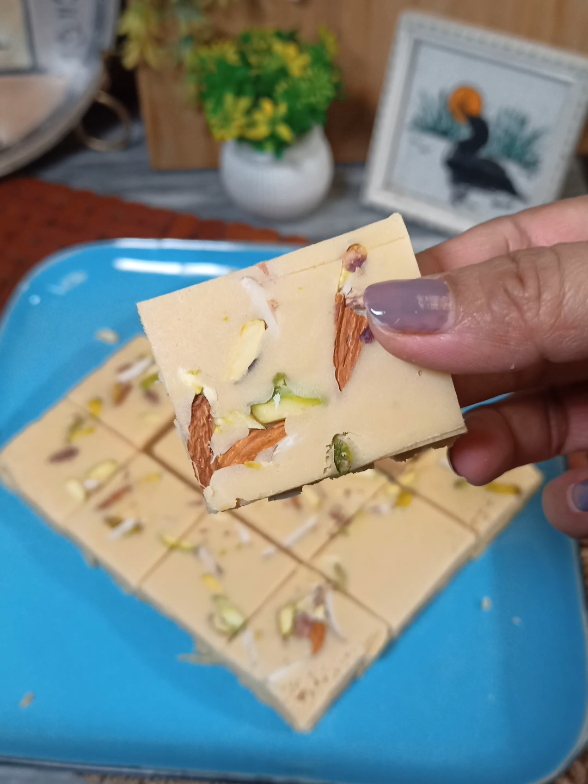 3 Ingredients Barfi Recipe | Super Easy Barfi Recipe | Indian Sweets #barfirecipe  #explore3ingredients  #easybarfirecipe  #indiansweets  #barfi 