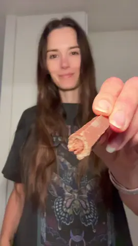 Trying European chocolates with my daughter 😊 #chocolate #tastetest #review #europe #candy 