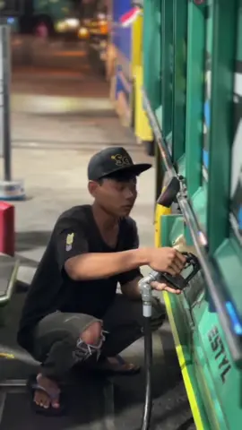 Tidak pp tidak di cintai akan ku beli omongan mu itu nona 😊