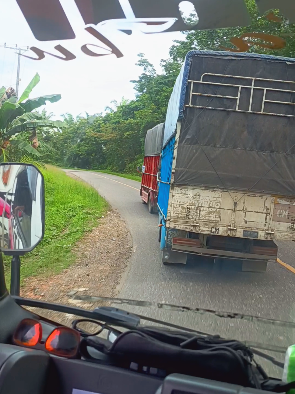 larii sore 🚚☁️🥵  #krodong_mania_indonesia #lintassumatra #durianracing  #fyppppppppppppppppppppppp #tik_tok 