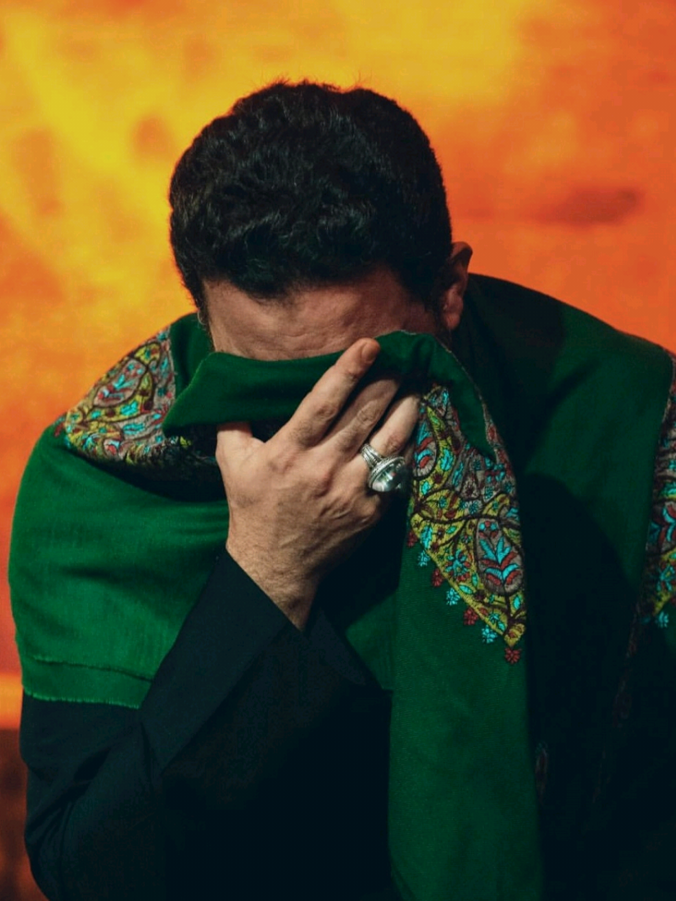 يابعد اهلنه شلونڪ..  #سيد_سلام_الحسيني 