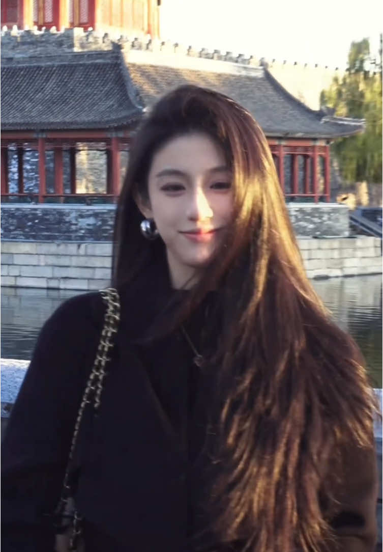 The weather in Beijing is very nice. How are you?#fyp #libragirl #beijing 