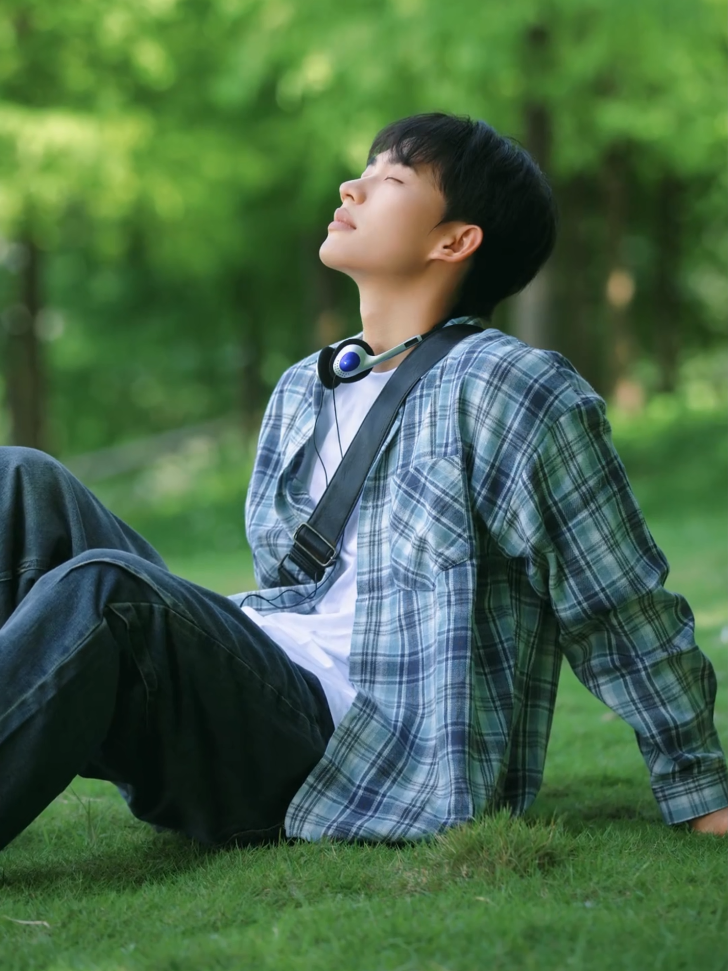 Con trai chụp ảnh ...tạo dáng như thế nào ??#chupanh #photographer #douyin抖音 #huongdantaodang #conceptchupanh