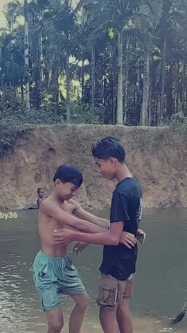 #မြင်ပါများပီးချစ်ကျွမ်းဝင်အောင်လို့🤒🖤 #အချစ်ဇလမ်းလေ🤍🤌