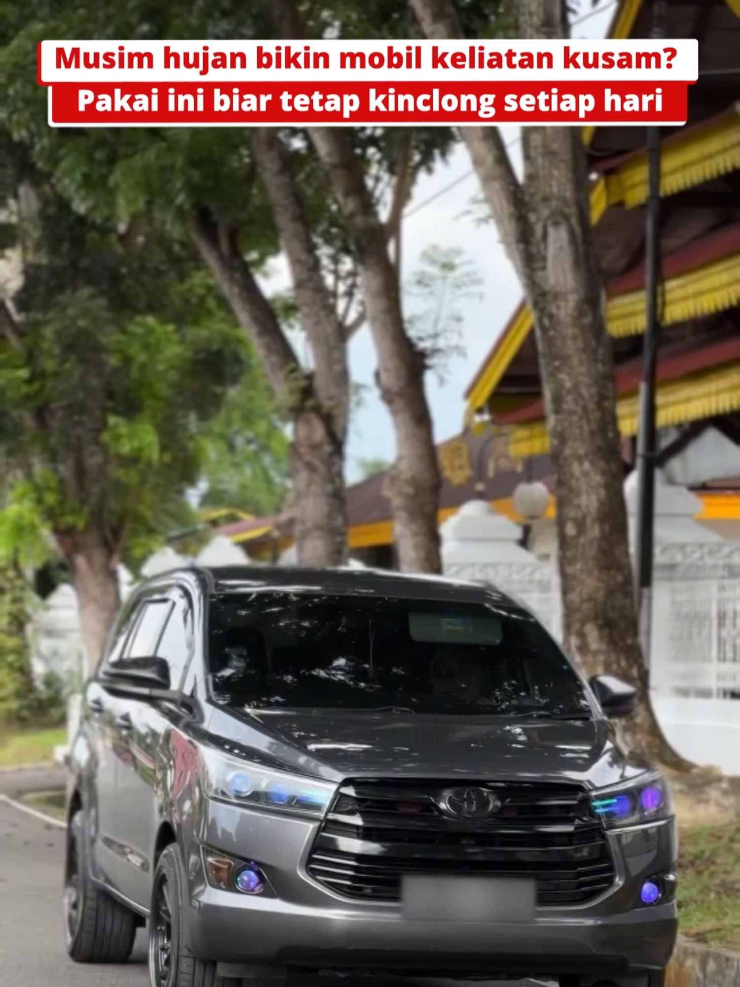 musim hujan bikin mobil keliatan kusam ? pakai pengkilap mobil ini, biar tetap terlihat kinclong tiap hari !!! #quickglossandshine #ultrananocoating #pengkilapbodymobil #innovareborn #innova2gd