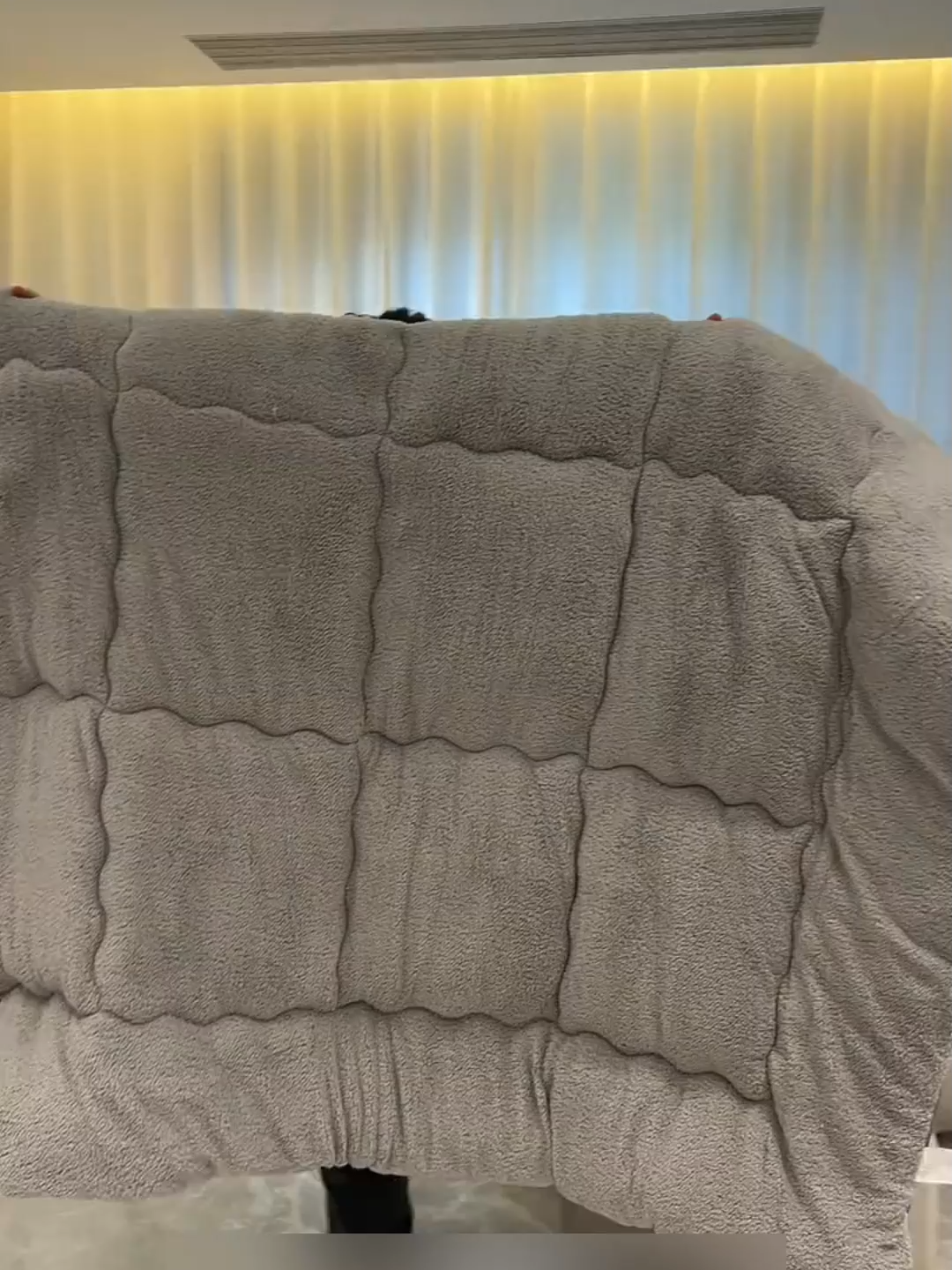 Toto ni memang wajib ada… gebu, selesa, letak mana pun ngam! Anak nak baring depan TV pun syok, nak buat topper katil pun perfect. Harga tengah cantik, cepat grab sebelum sold out 😍✨ #TotoGebu #TilamGebu #TilamTopper #TilamMurah #TotoMurah