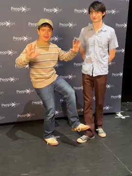 Have you ever noticed that Gaten Matarazzo walks like a 70-year-old man?#strangerthings5 #gatenmatarazzo 