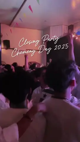 [ CLOSING PARTY CHEMENG DAY 2025 ] Tawa, sorak, cahaya, dan momen yang bakal selalu kita ingat. Sampai jumpa di CHEMENG DAY selanjutnya! ___________________ Our social media: Website: http://himatemiauntirta.com Facebook: http://fb.com/himatemiauntirta Instagram: himatemia_ftuntirta Youtube: Himatemia FT UNTIRTA Twitter: @himatemia_ft Tiktok : @himatemia_ftuntirta #HIMATEMIAGO