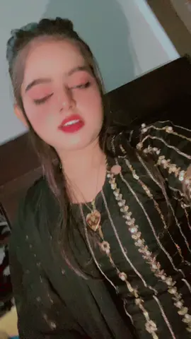 kisi ör se mhubbt he 🫠🫶🏻?#onemillionviews🙏❤️🤓 #viralvideo #fouryoupage_tiktok_ #viral #viral 