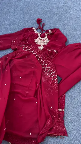 #lockerchronicles #kurthaset #pakistanikurthiset 