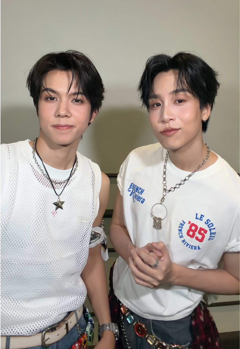 ใส่เสื้อขาวเพิ่มดาเมจความบ๊อกแบ๊ก 🦊🦭 #ALEXbuckland #JISANGakira #DICE_SONRAY #SONRAYMUSIC