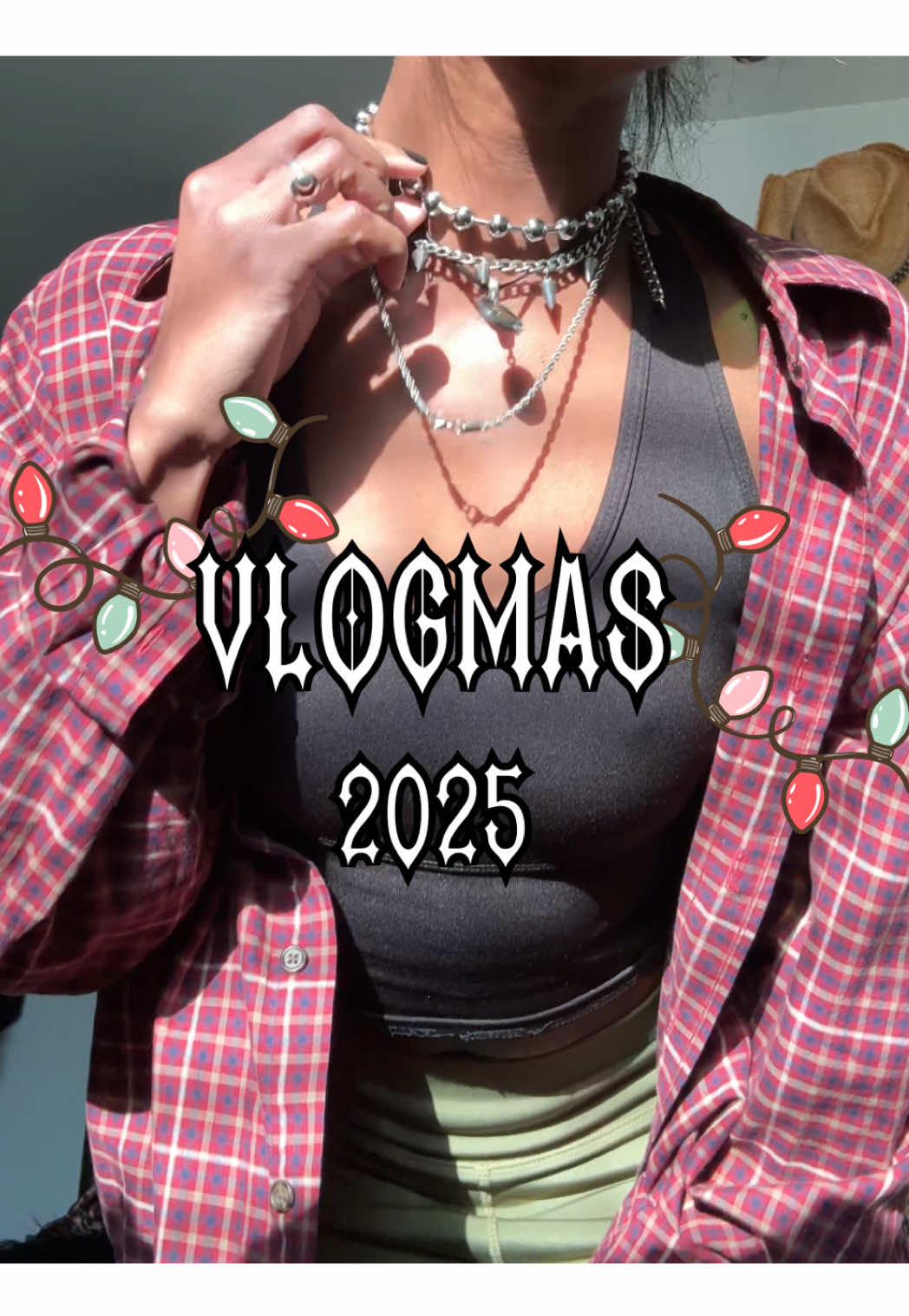 It’s December! Felt like the year flew by. Happy #Vlogmas #Vlog #vlogmas2025 