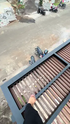 CANOPYPREIUM_JAWABARAT Spesialist konstruksi besi baja berat/ringan Dimohon jika info silakan whatsapp karena Dm slowrespon😊 📞Hp 0822 1443 8664 Workshop🏠 Bandung 📌 Jl raya katapang andir, kp ciodeng timur rt 05/08 desa bojong malaka Kec baleendah. Kab bandung Palembang 📌 Jl garuda hitam no 01 rt 02 simpang pemiri Kec lubullinggau barat II. Kota lubullinggau Kenapa sih harus order di kami?.🙇🤔 @canopypremium_jawabarat  1. gratis survey dan bisa konsultasi membawa spesifikasi bahan dan contoh desain produk. 2. Gratis pemasangan. 3. Proses pemsangan cepat. 4. Dikerjakan dengan tenaga ahli dan berpengalaman dibidang konstruksi. 5. Dapat diskon? Pasti akan kami korting sesuai orderan anda. Kami melayani pemesanan dan pemasangan luar dan dalam kota. Area jawa ✓bandung ✓purwakarta ✓karawang ✓bekasi ✓depok ✓jakarta ✓tanggerang ✓banten ✓garut ✓sumedang ✓tasikmalaya ✓subang ✓lembang. & Sekitarnya AREA SUMATRA ✓palembang ✓lubuklinggau ✓bengkulu ✓lahat ✓jambi ✓curup ✓kepayang ✓rupit ✓tebingtinggi #kanopialderon #lapanganpadel #kanopi #kontruksibajaberat #kanopikaca               