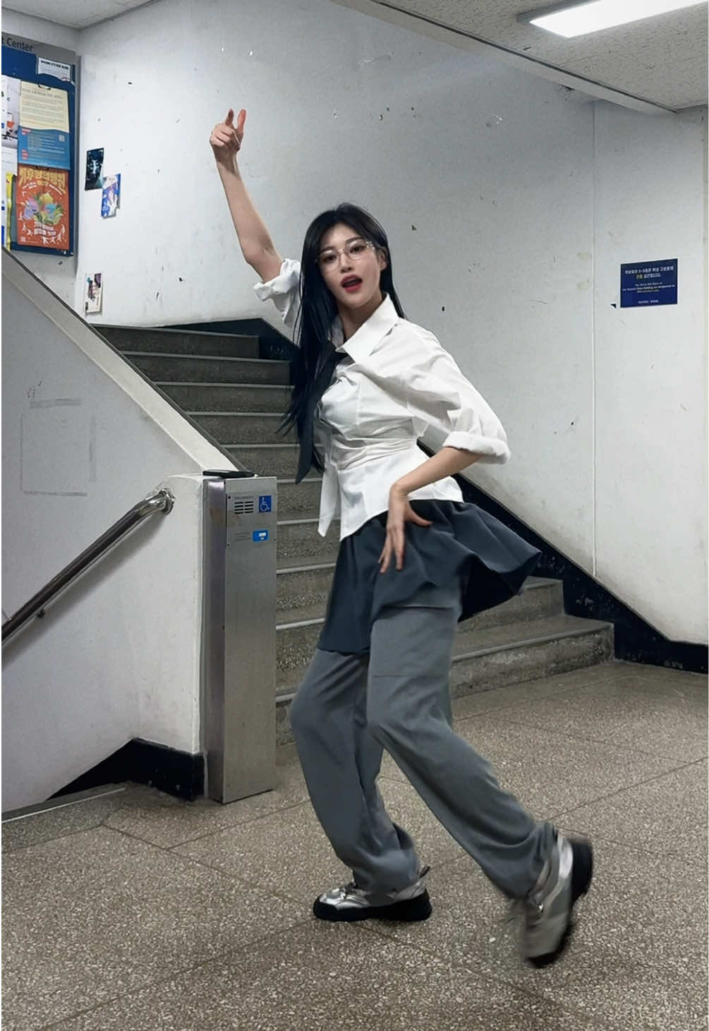 카리나님 솔로기념 춰봤는데 너무 못 춘 것 같음... 곧 내려야지... #카리나 #goodstuff 