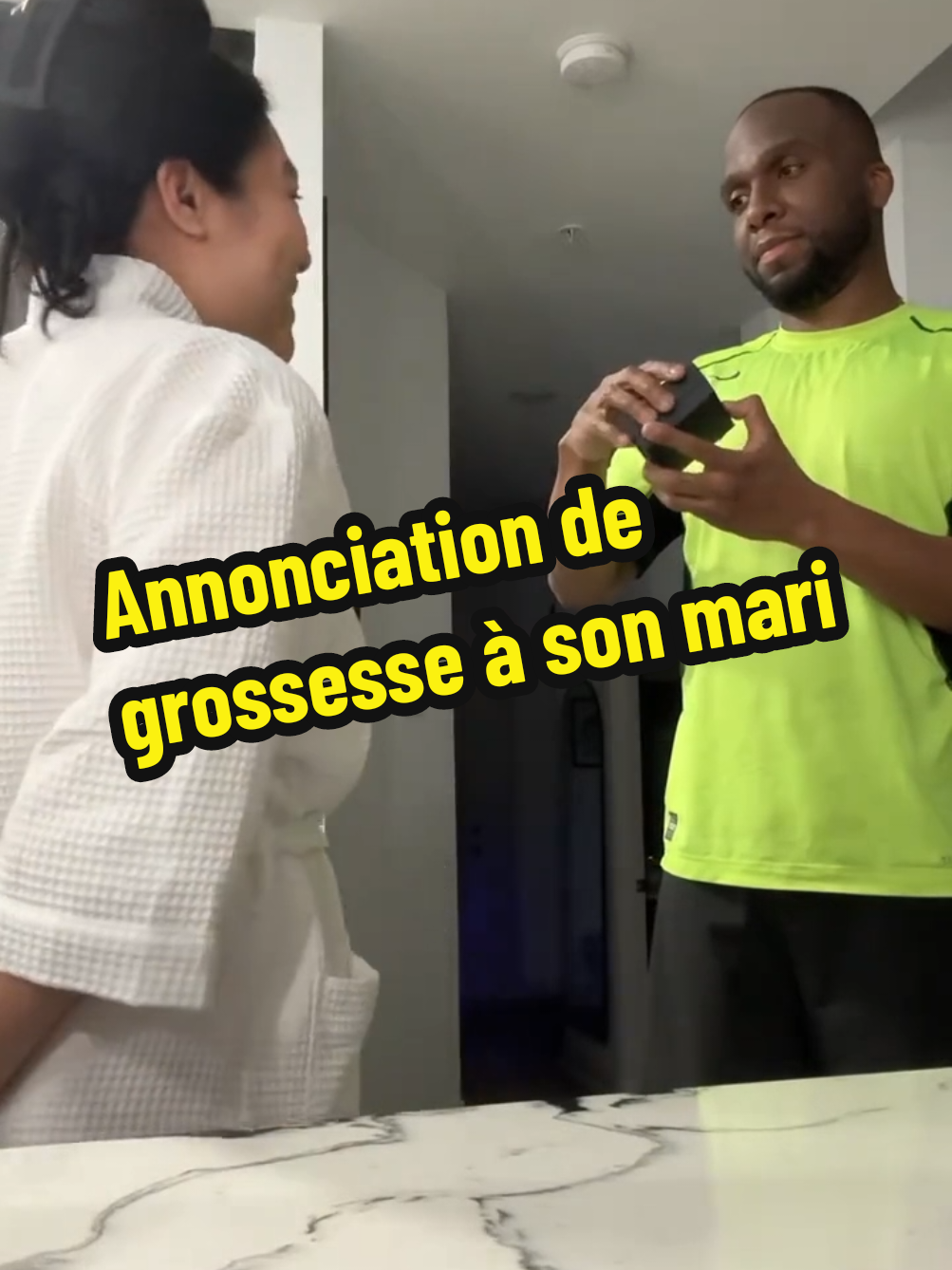 Annonciation de grossesse à son mari #pagnewax #outfit #pagneafricain @Valentin Ketonou  @Valentin Ketonou @Valentin Ketonou 