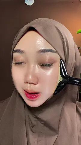 Membalas @1machaa3 #setrikawajah #facemassage #alatpengencangwajah #guasha 