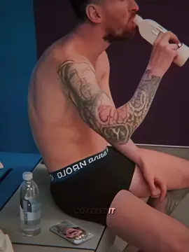 Messi’s Back Posture Transformation Over Time 😳🥶 #messi 