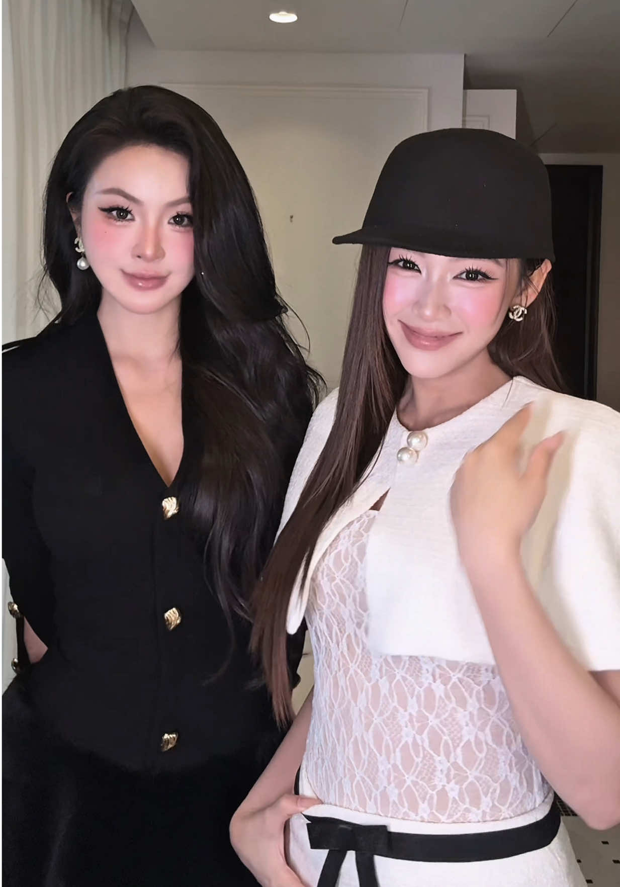 Ta là Kiều, ta là Vân  2ce bọn ta… 😂✨🫶  #xuhuongtiktok #fyp #moingaymotoutfit #Love #votrinhungcute 