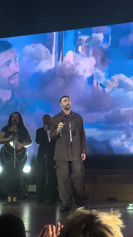 All time favorite.. Marco Marco Marco 🖤 #duevite #marcomengoniofficial #tivoli 