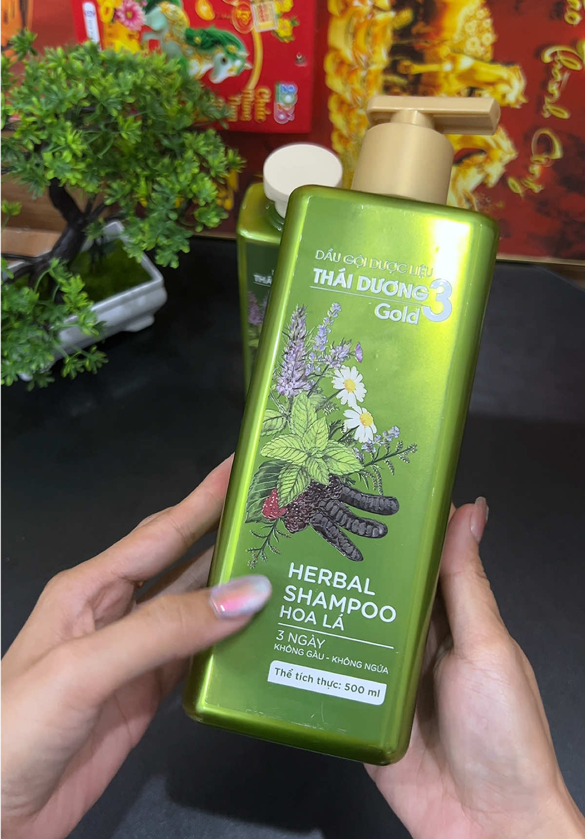 Thảo dược thiên nhiên lành tính cho da đầu #daugoi #daugoithaoduoc #daugoisaothaiduong #xuhuong #tranghatay96 