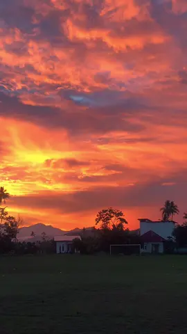 View sehabis pulang latihan🤩 #senjavibes🌅 #desaolang 