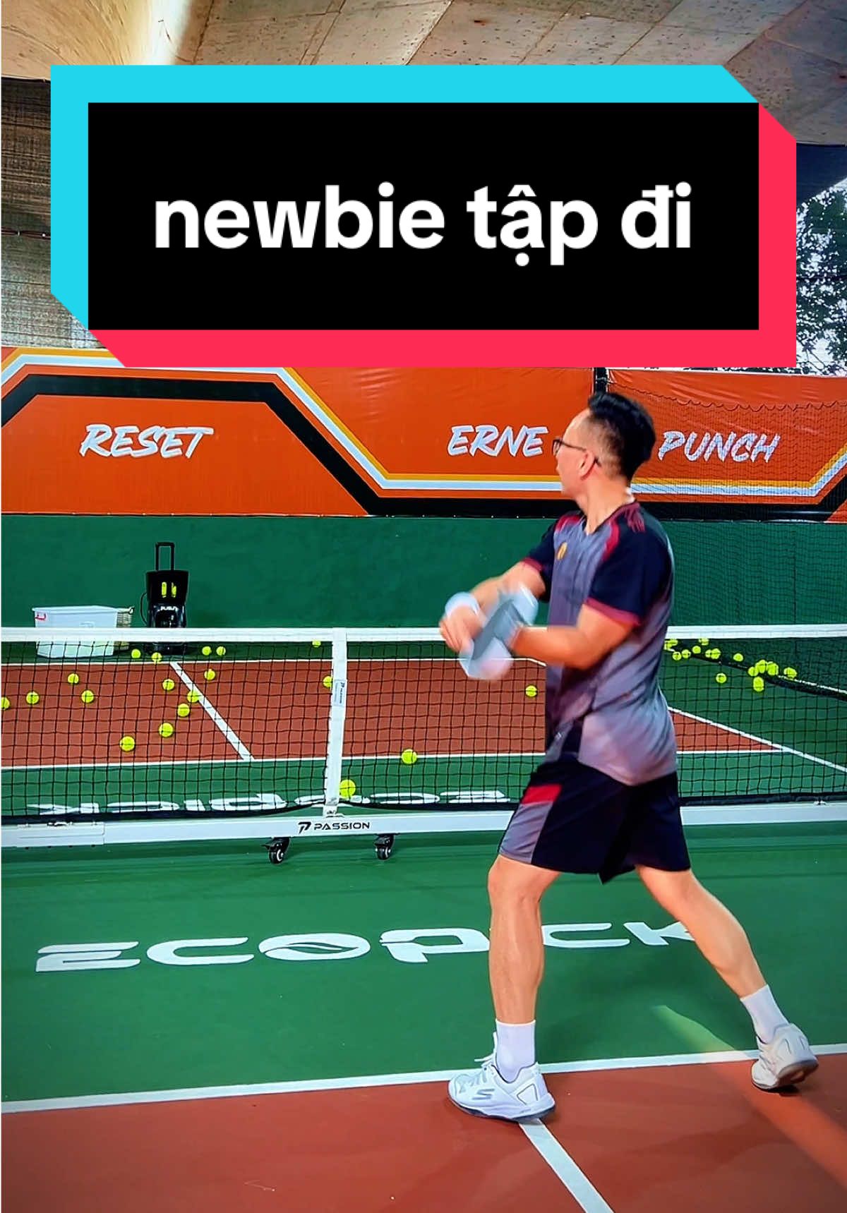 chẳng bao giờ nghĩ là mình lại đam mê pickleball đến thế, may mà giờ không làm văn phòng nữa để có nhiều thời gian hơn cho sở thích này, anh chị em có thấy thế không? #pickleball #pickleballvietnam #pickleballtiktok #pickleballlife #pickleballtraining 