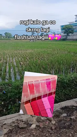 #maybelline #maybellineidsingtoshine #maybellinesuperstayvinylink #fyppppppppppppppppppppppp #promomakanharian 