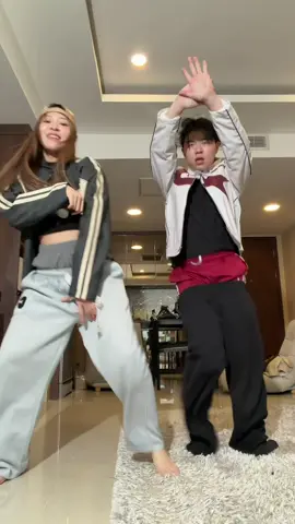 draft lain soalnya menurut gua ini lebi bagus daripada video di account virly 😃 #enricovirly #couplecomedy #coupletok #Relationship #fakebodyy⚠️ 