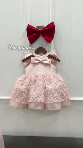 Váy yếm phối lưới lông cho bé #vaycongchuachobegai #đầmdựtiệc #nấmprincess 