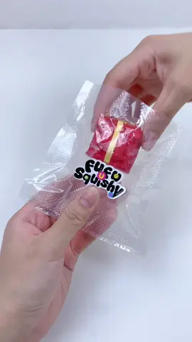 ASMR DIG A MYSTERY FUFUSQUISHY GIFT KIT!!